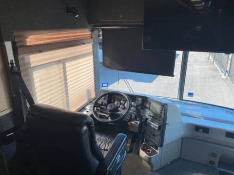 2000 Freightliner XC Chassis