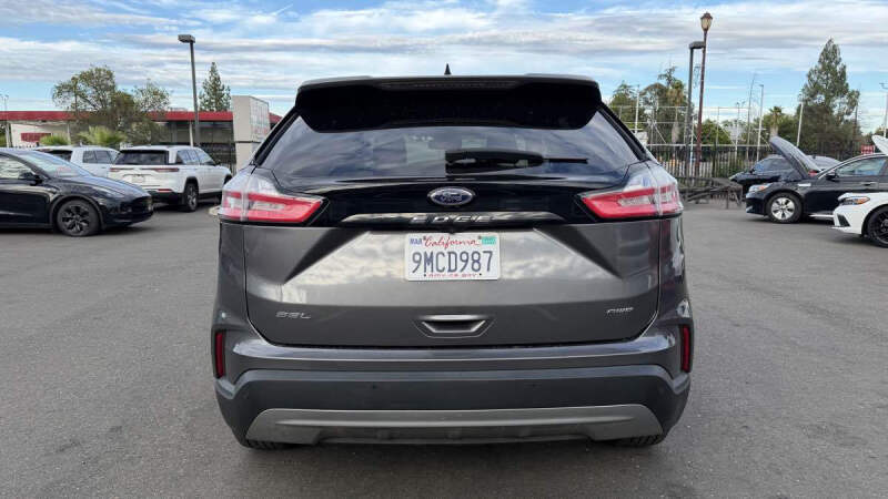 2022 Ford Edge SEL