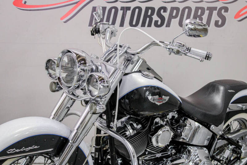 2009 Harley-Davidson Softail Deluxe