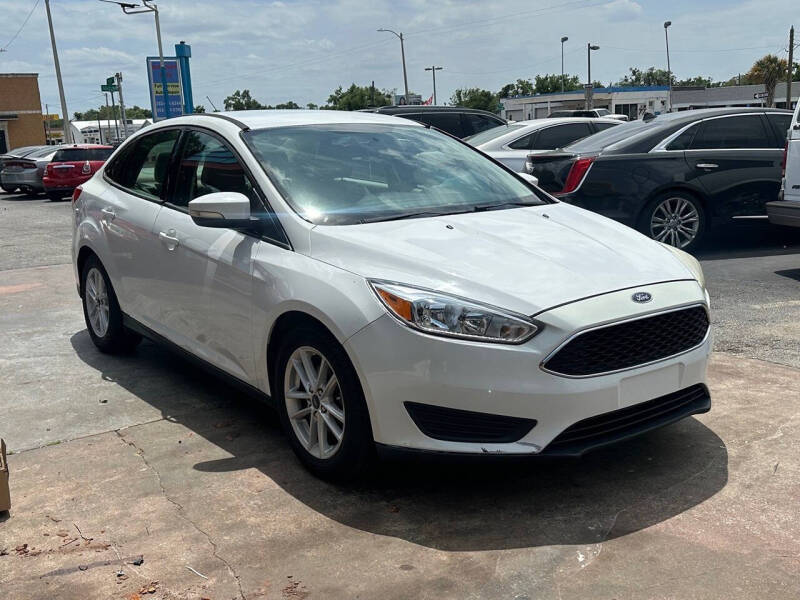 2017 Ford Focus SE