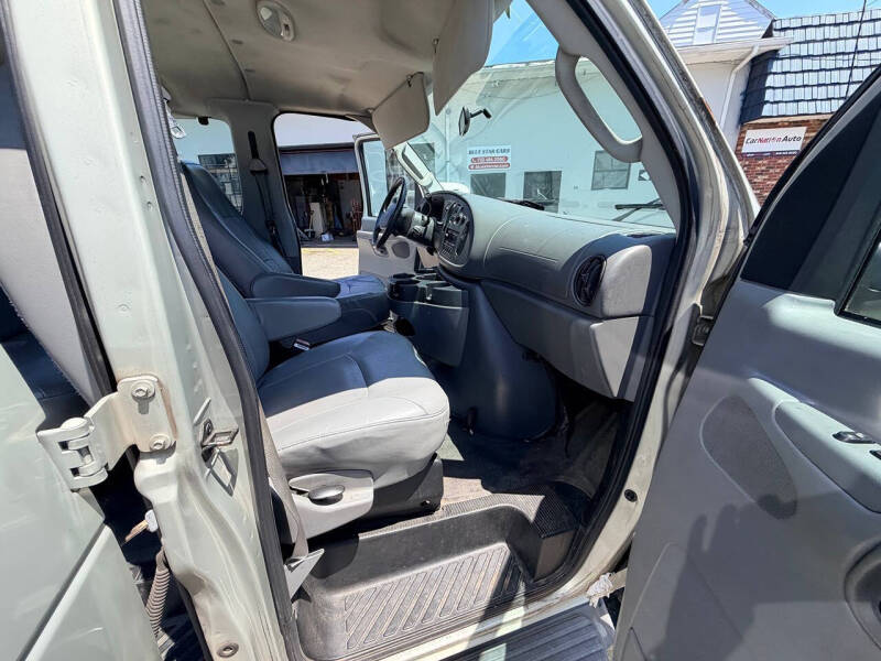 2006 Ford E-Series E-350 SD XL