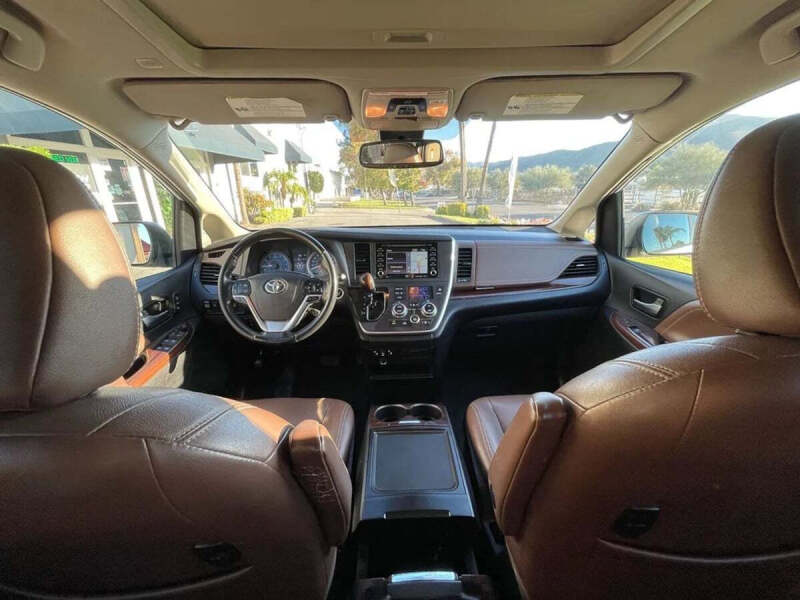 2020 Toyota Sienna