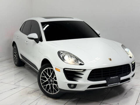 2017 Porsche Macan