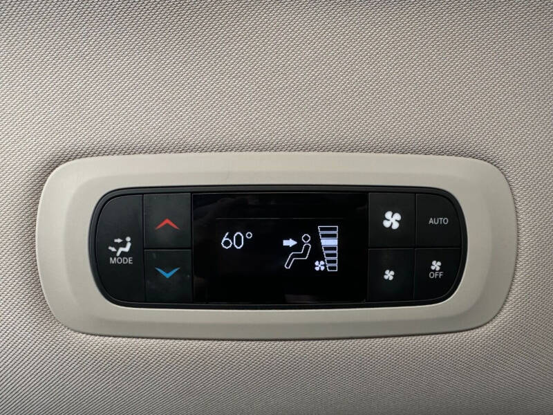 2020 Chrysler Pacifica Launch Edition