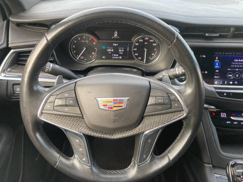 2020 Cadillac XT5 Sport