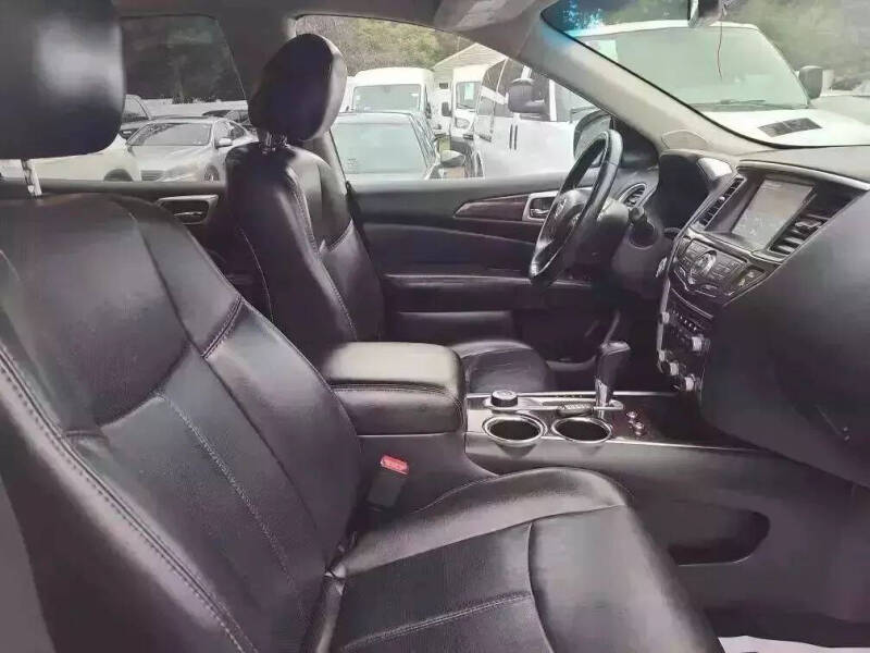 2014 Nissan Pathfinder Platinum