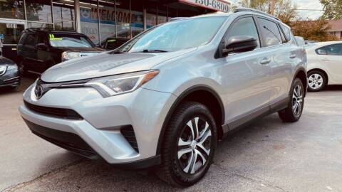2017 Toyota RAV4 for sale at TOP YIN MOTORS in Mount Prospect IL