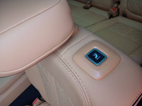 2023 Jeep Grand Wagoneer L Series III