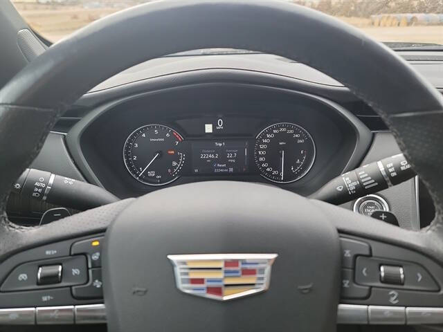 2023 Cadillac XT4 Sport