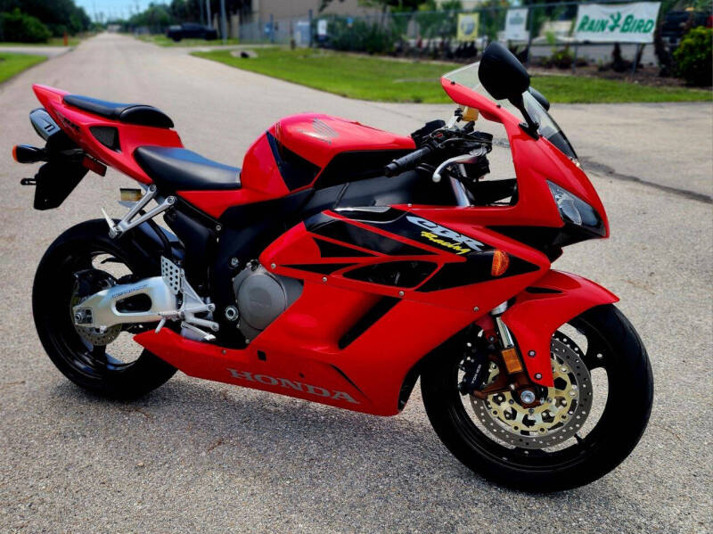 2005 Honda CBR1000RR