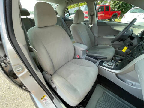 2010 Toyota Corolla LE