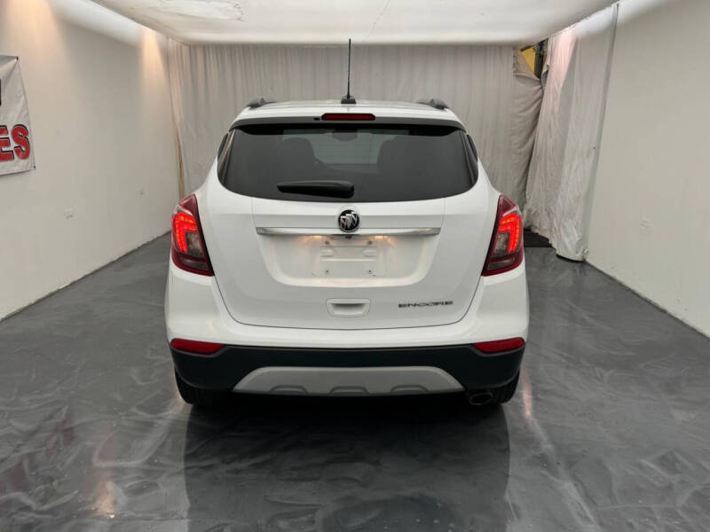 2019 Buick Encore Essence