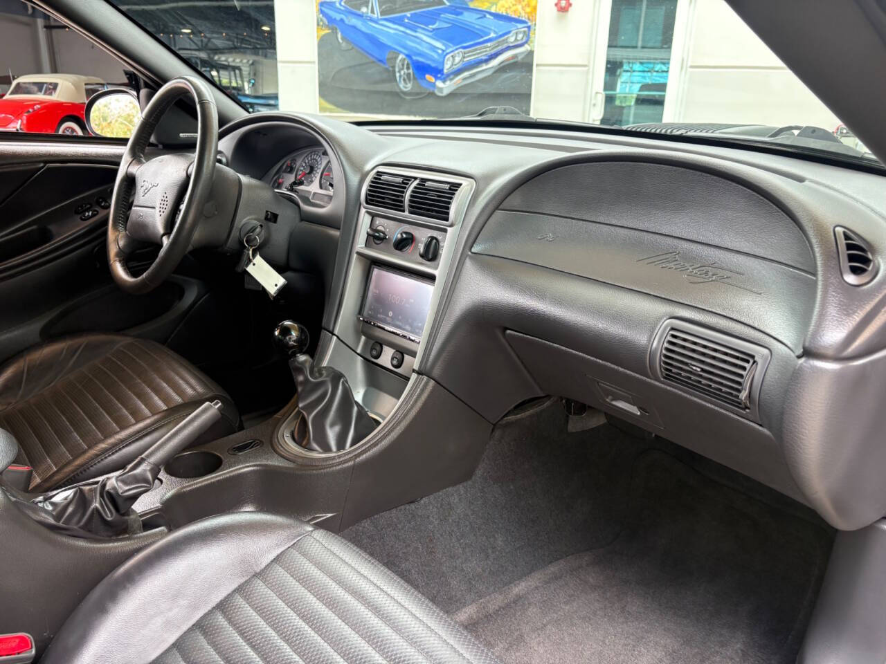 2003 Ford Mustang 31