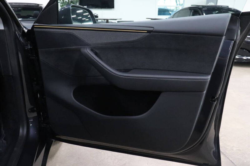 2026 Tesla Model Y Long Range