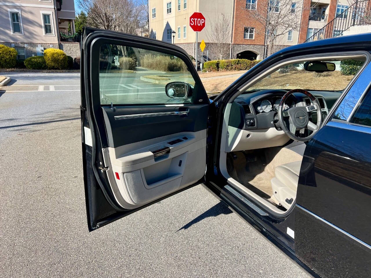 2007 Chrysler 300 for sale at B Brother Auto Sales in Duluth, GA