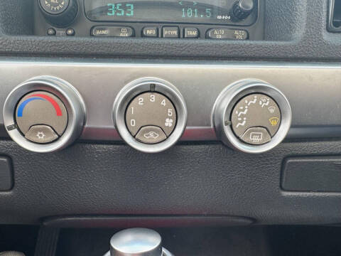 2004 Chevrolet SSR LS