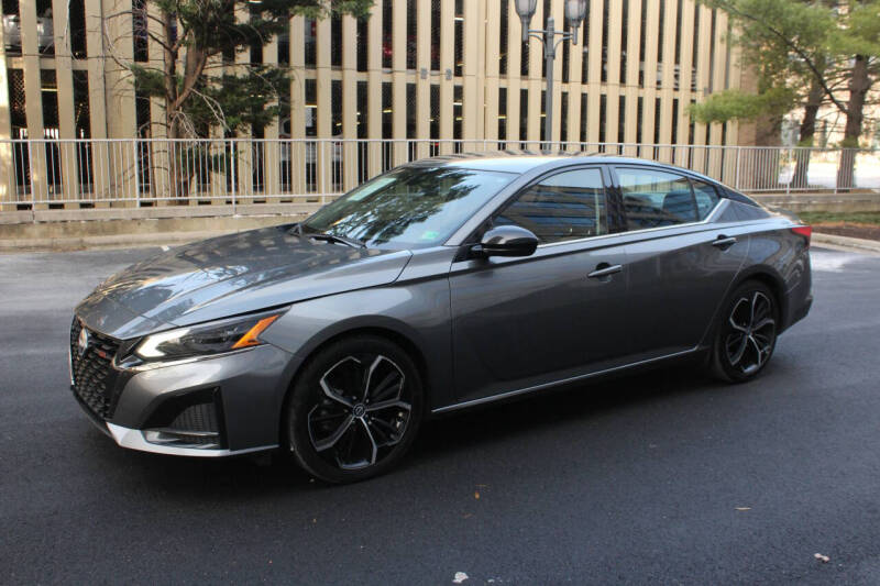 2023 Nissan Altima 2.5 SR