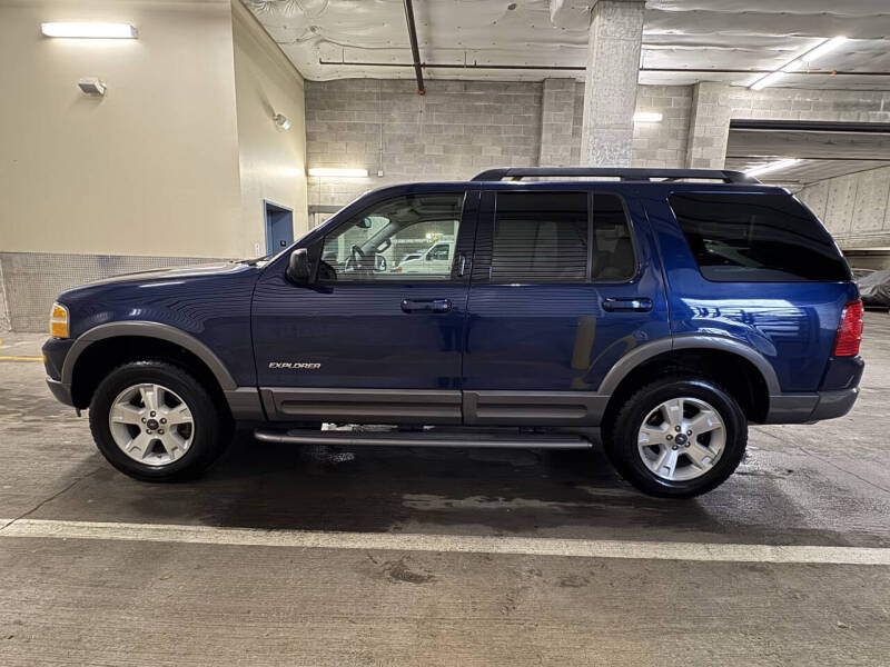 2005 Ford Explorer XLT