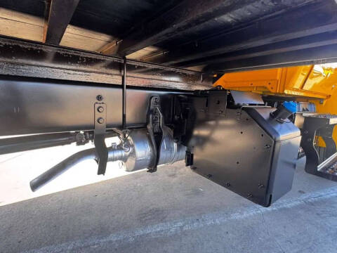 2020 International MV607