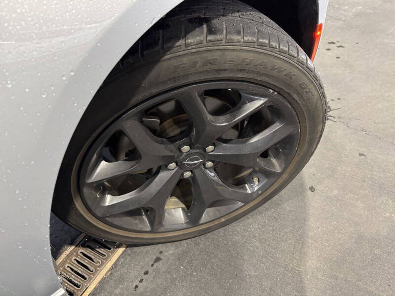 2023 Chrysler 300 S V6