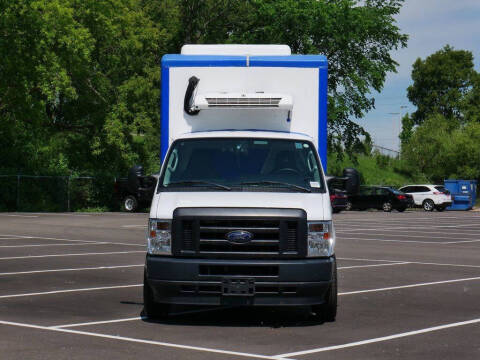 2023 Ford E-Series