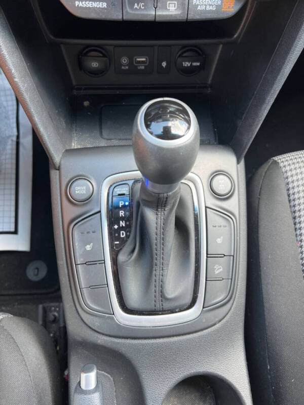 2021 Hyundai Kona SEL Plus