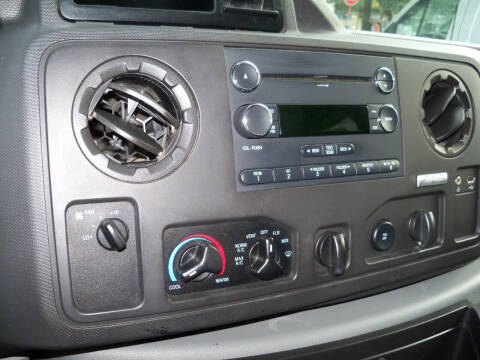 2013 Ford E-Series E-150