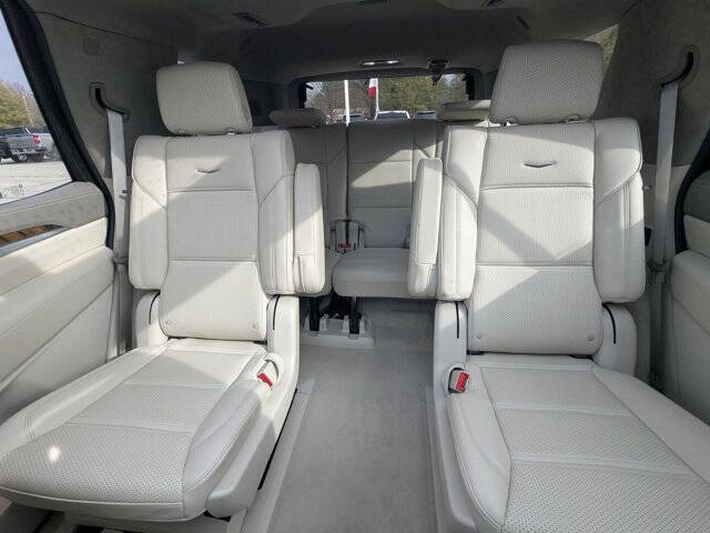 2025 Cadillac Escalade Sport Platinum