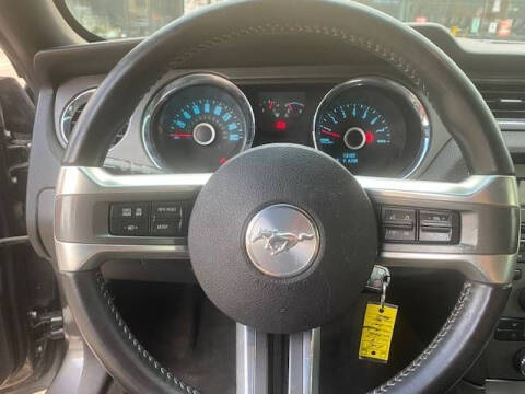 2014 Ford Mustang V6