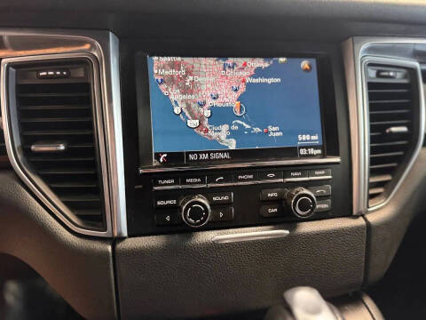 2015 Porsche Macan S