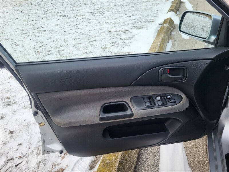 2004 Mitsubishi Lancer LS