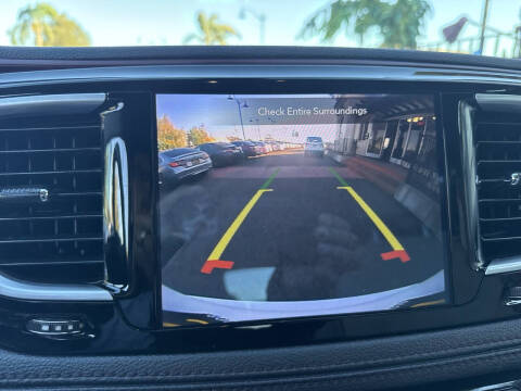 2020 Chrysler Pacifica Limited 35th Anniversary