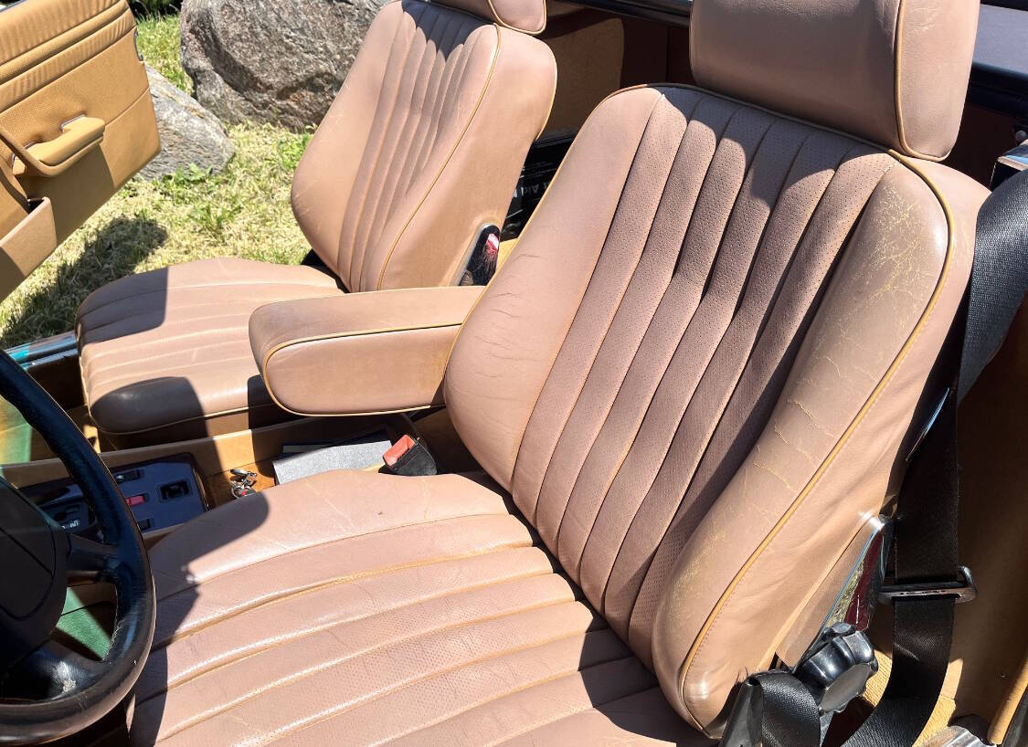 1987 Mercedes-Benz 560-Class 4