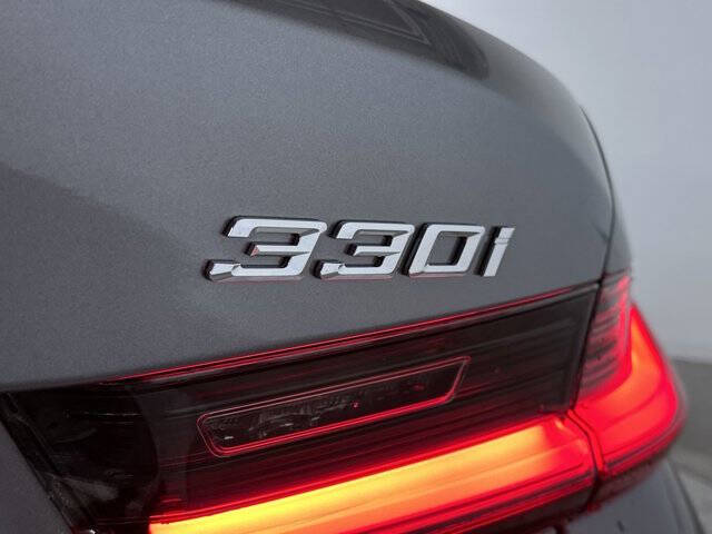 2025 BMW 3 Series 330i xDrive