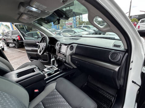 2020 Toyota Tundra SR5