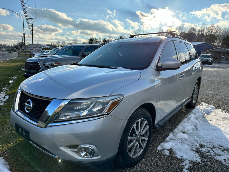 2016 Nissan Pathfinder for sale at Livingston Auto Traders LLC in Livingston TN