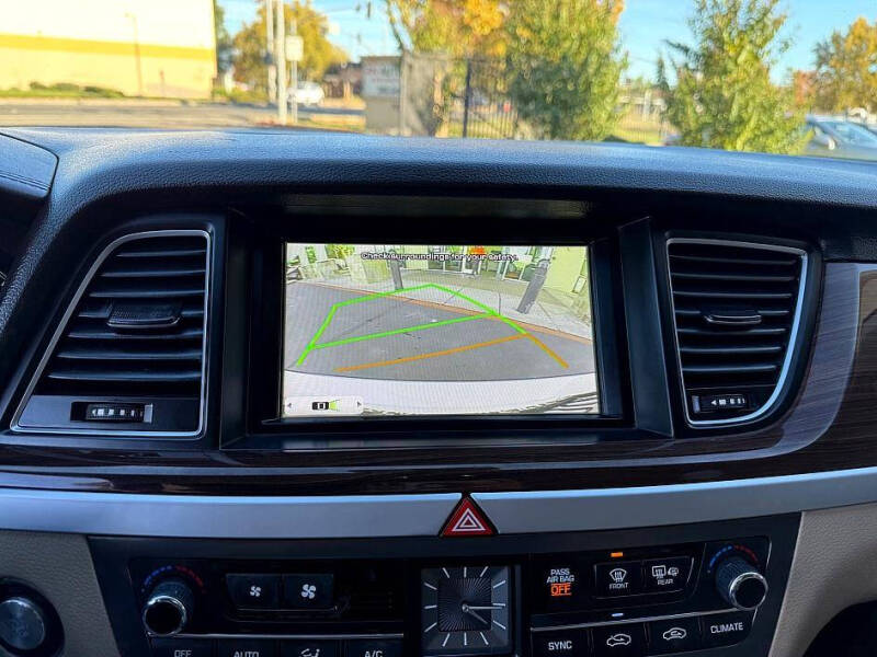 2015 Hyundai Genesis 3.8L