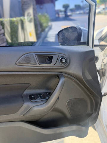 2014 Ford Fiesta SE