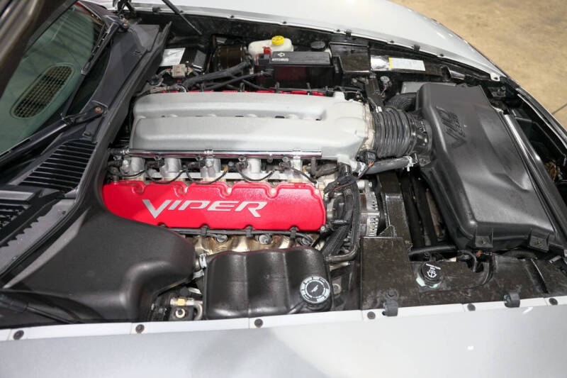 2004 Dodge Viper SRT-10