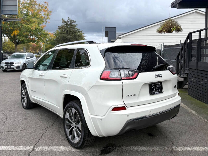 2019 Jeep Cherokee Overland