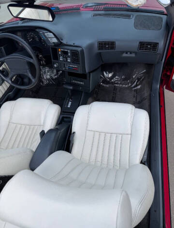 1991 Pontiac Sunbird LE