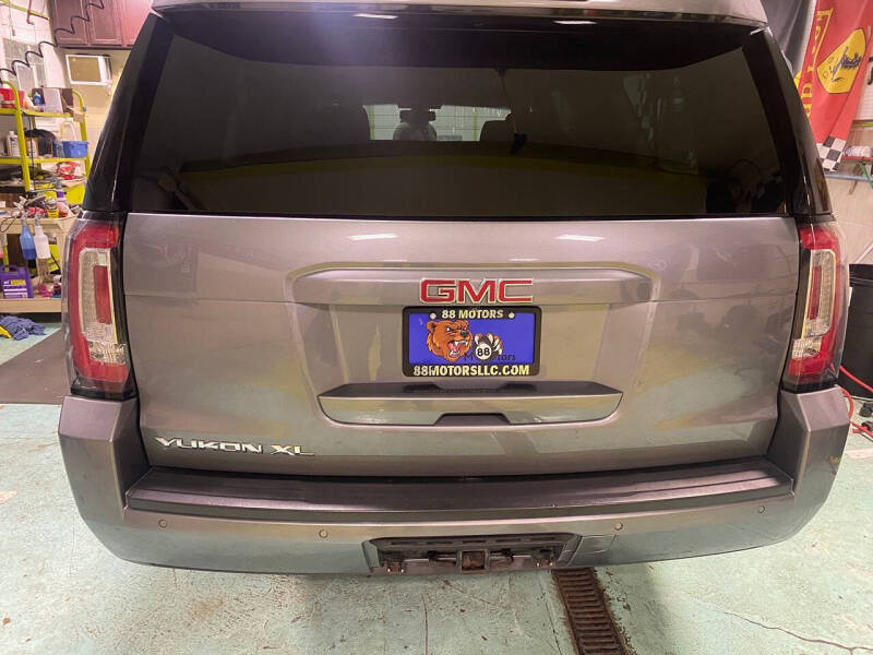 2018 GMC Yukon XL SLE