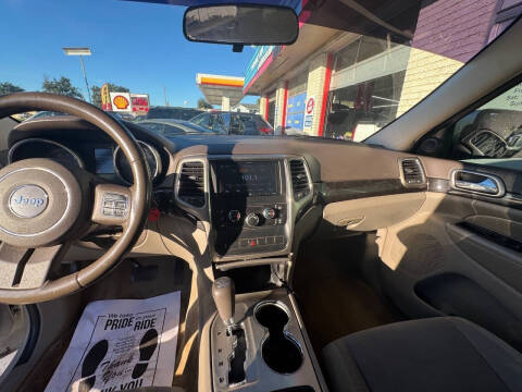 2012 Jeep Grand Cherokee Laredo