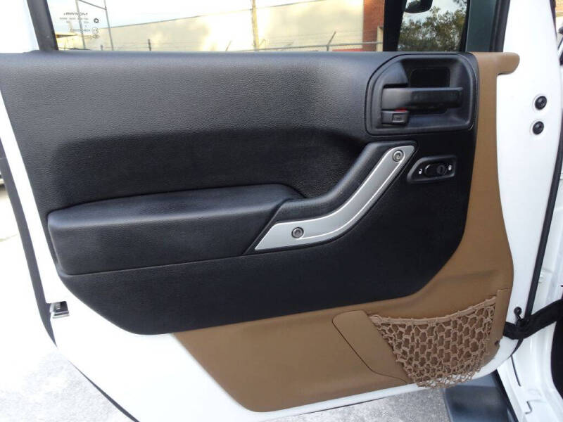 2013 Jeep Wrangler Unlimited Sahara