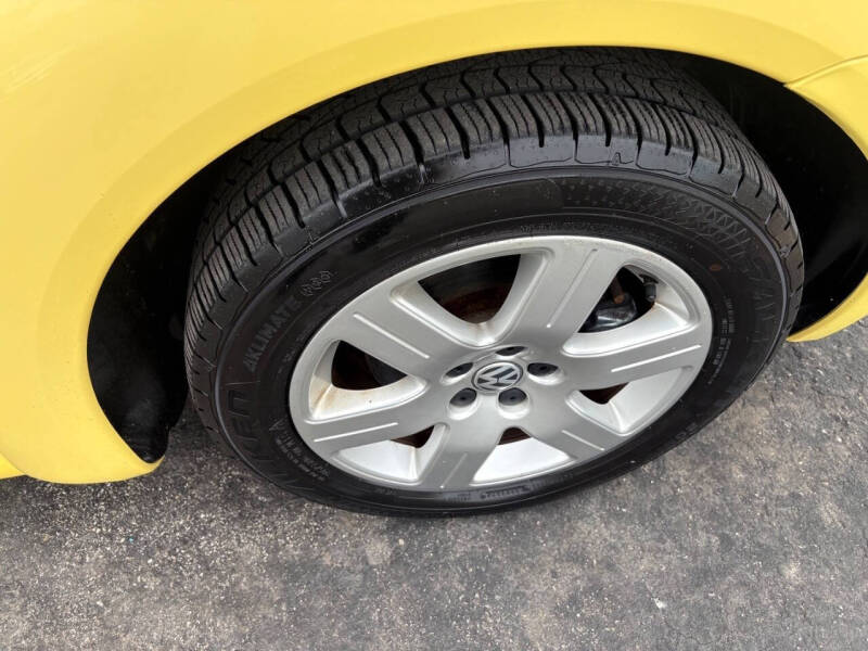 2003 Volkswagen New Beetle GLS