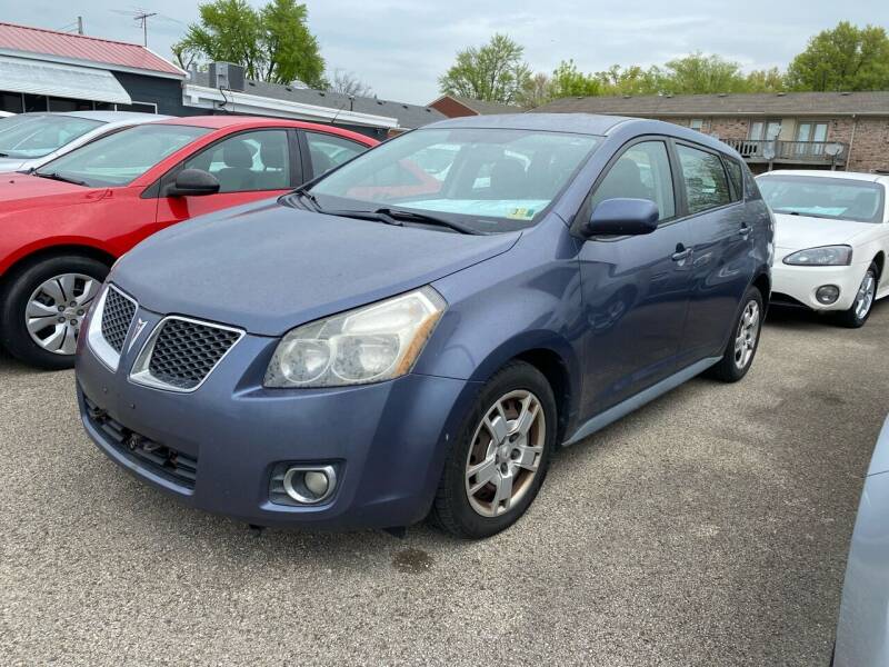 2009 Pontiac Vibe for sale at 4th Street Auto in Louisville KY