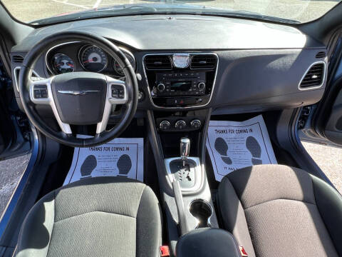 2011 Chrysler 200 Touring