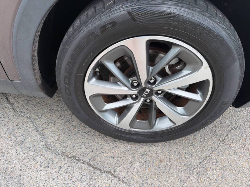 2019 Kia Sorento EX V6