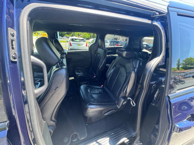 2018 Chrysler Pacifica Touring L