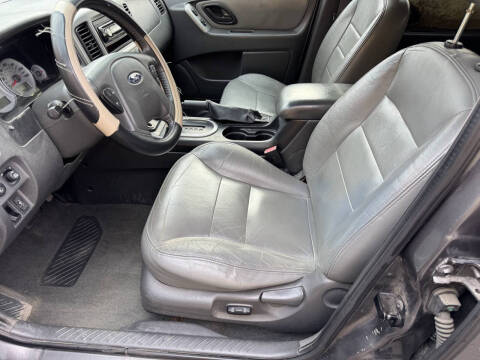 2005 Ford Escape HEV